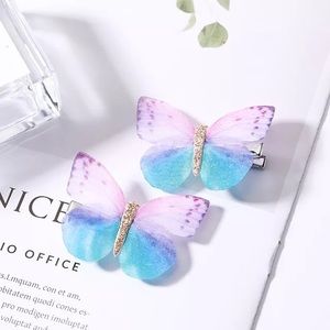 NWNT Butterfly hair clips